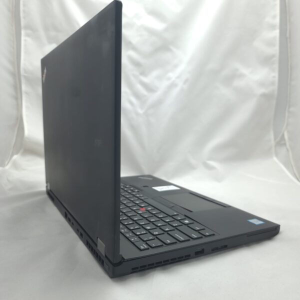 P52 LT GRAFICA i7-8 - Imagen 3